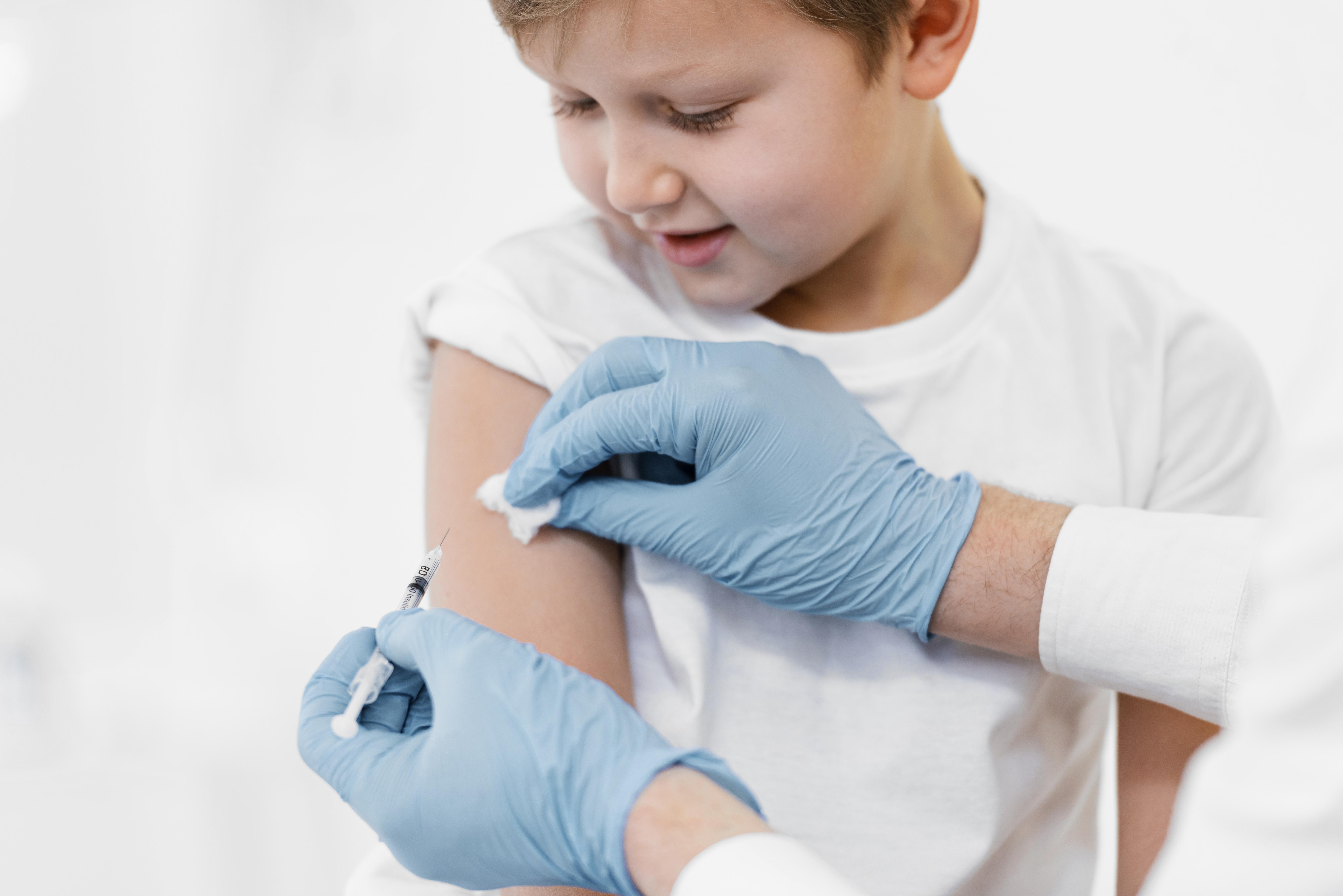 Agéndese este sábado para inmunizar a niñas y niños a partir de los 9 años contra el virus del papiloma humano