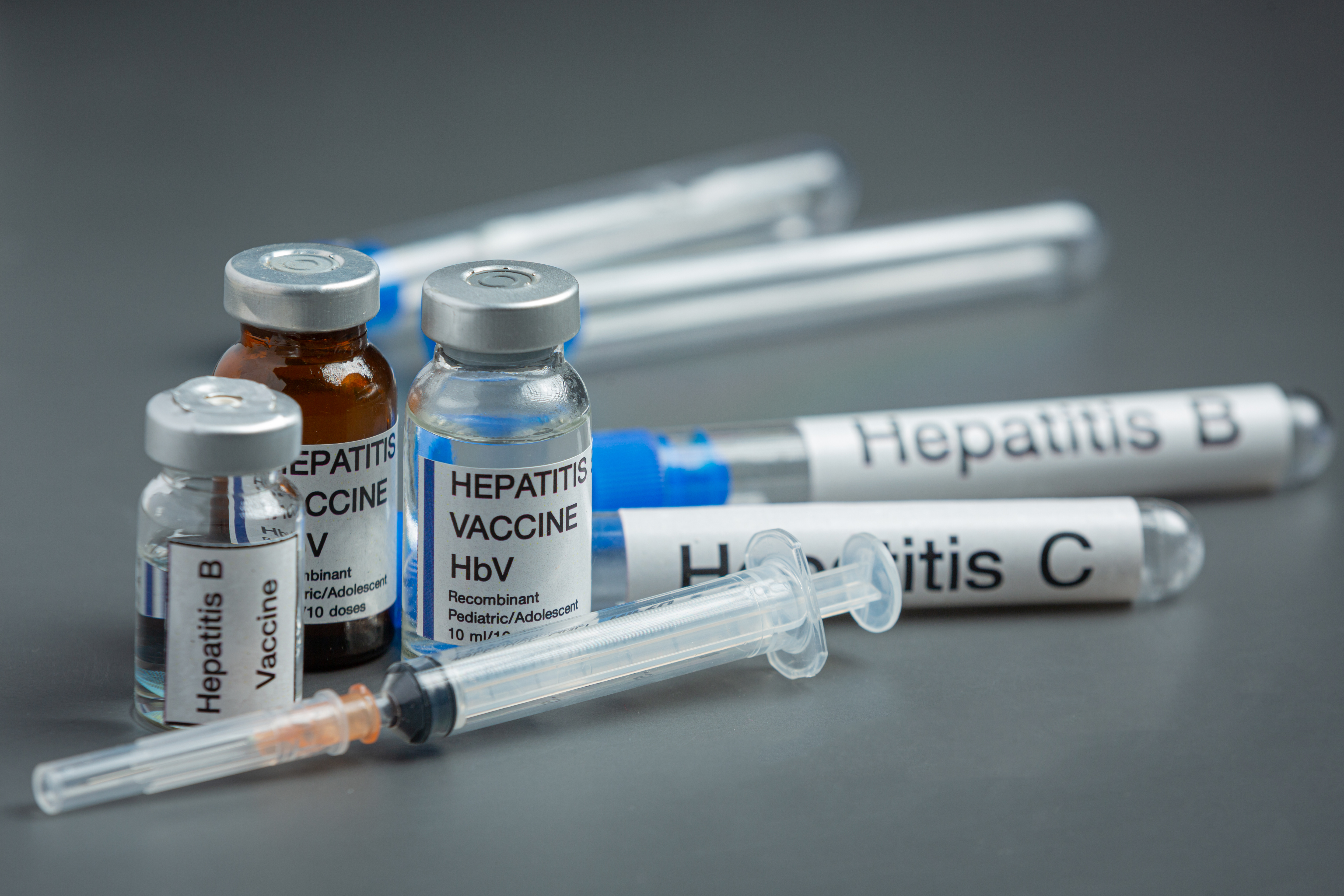 Vacuna contra la Hepatitis B, 976 biológicos se encuentran disponibles.